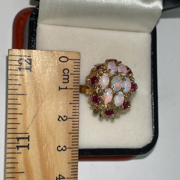 Solid Real 14K Yellow Gold Leaves Opal Ruby Bold Statement Ring Vintage Antique - Picture 11 of 17